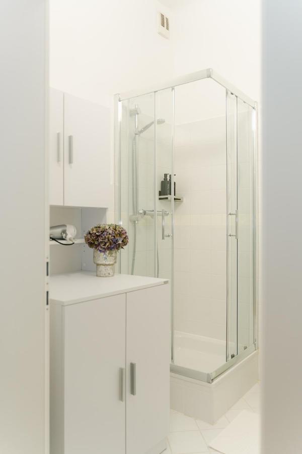 Cozy Apt Perfect For 4-6 Tv Metro Self-Checkin Wina Bagian luar foto